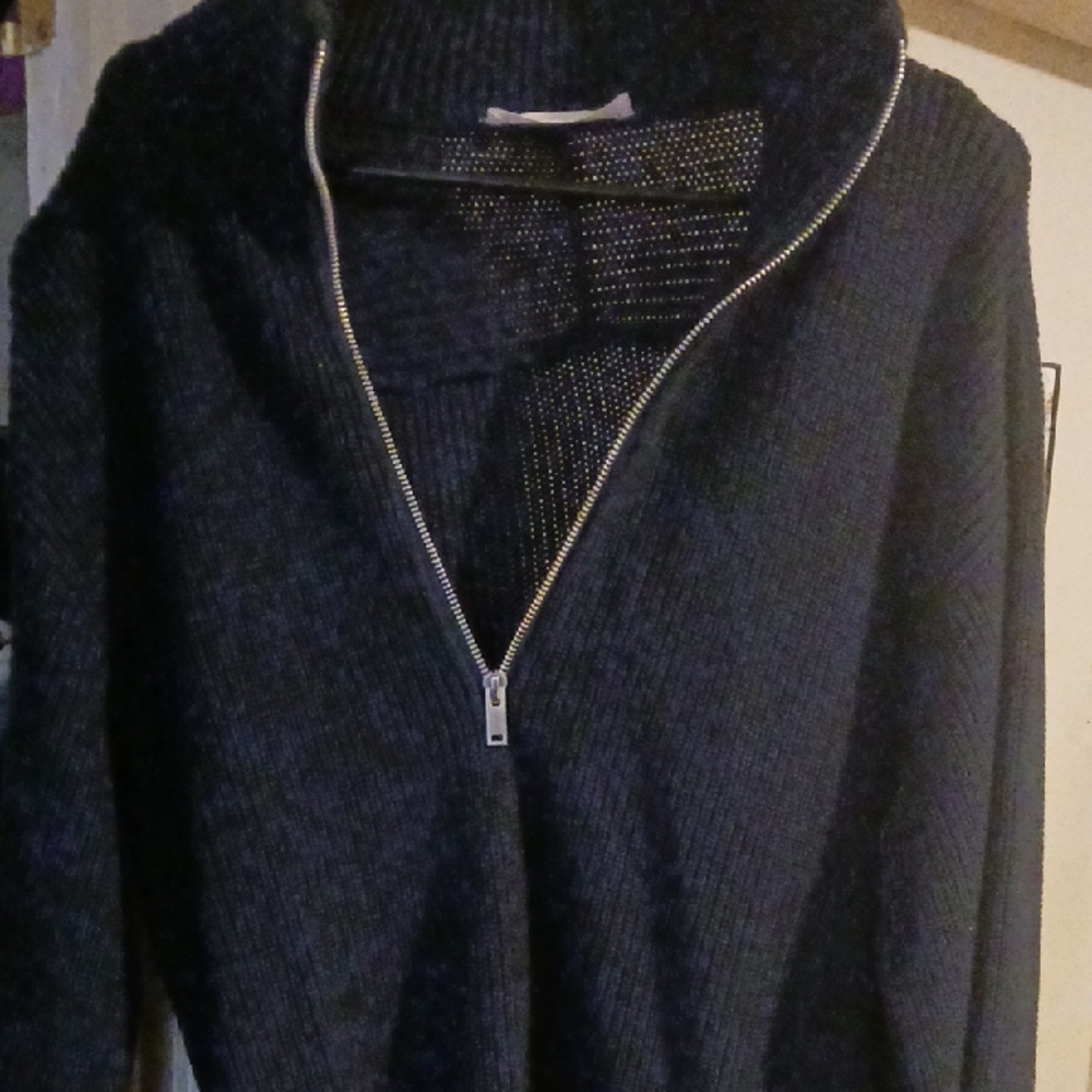 Everlane Navy Textured Sweater